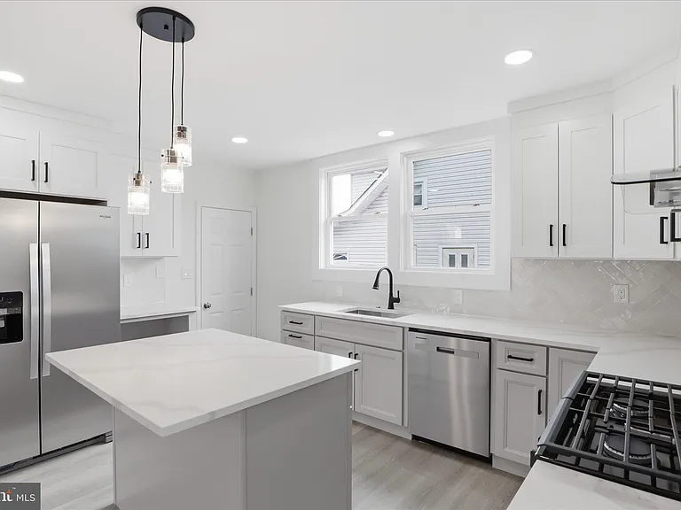 2807 Shirey Ave — Photo 13