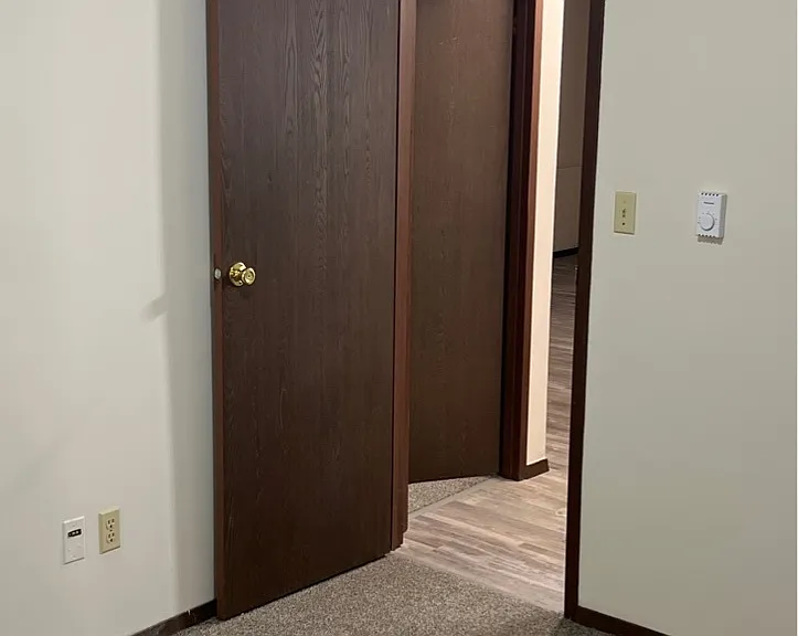 1412 Pioneer Rd — Photo 15