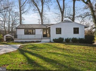 9229 Brian Dr, Vienna, VA 22180