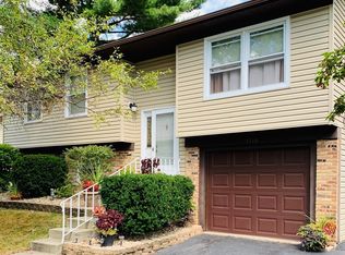 5716 Allemong Dr, Matteson, IL 60443