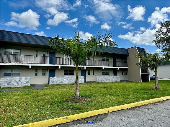 3rd image of 7901 Colony Cir S APT 104