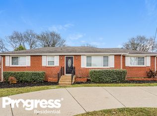 207 Crest Dr, Lebanon, TN 37087