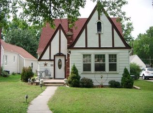 414 Washington St, Clay Center, KS 67432