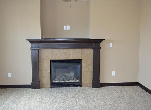 3rd image of 2736 6th Ave SE