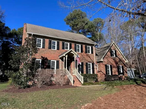 1304 Keynes Ct, Raleigh, NC 27615