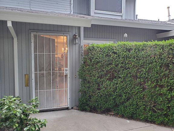 2nd image of 4261 Taylor St
