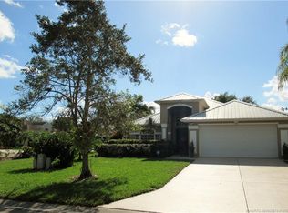 700 NW Waterlily Pl, Jensen Beach, FL 34957
