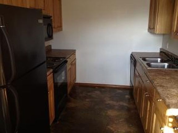 3rd image of 1210 E Cottonwood St #B