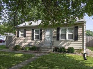 1901 Hawthorne Ave, Waterloo, IA 50702