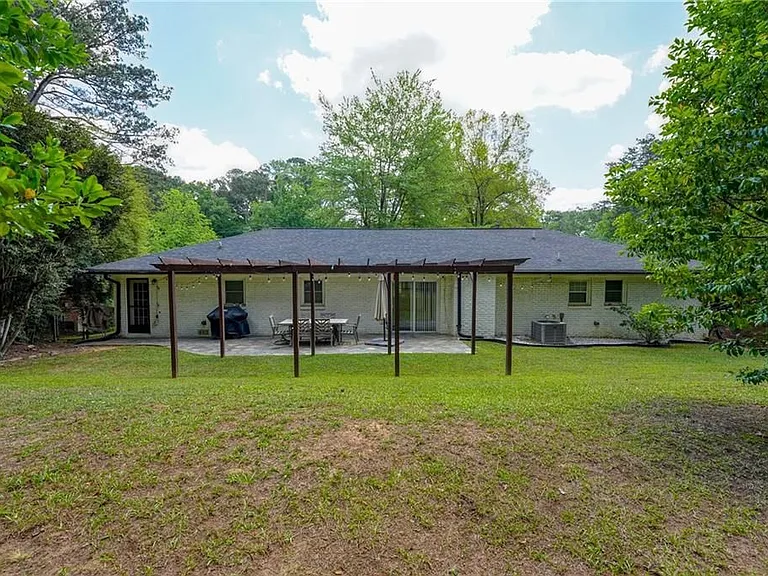 3076 McCully Dr — Photo 24