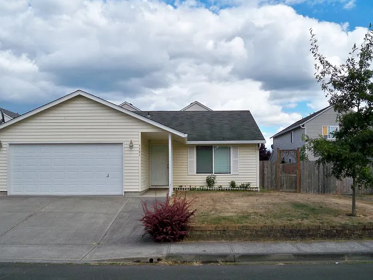 1101 SE 4th Ave — Photo 1