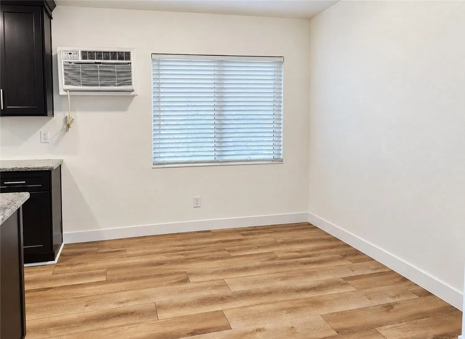 10715 Moorpark St — Photo 3