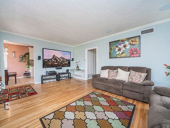 5th image of 15753 Lassen St