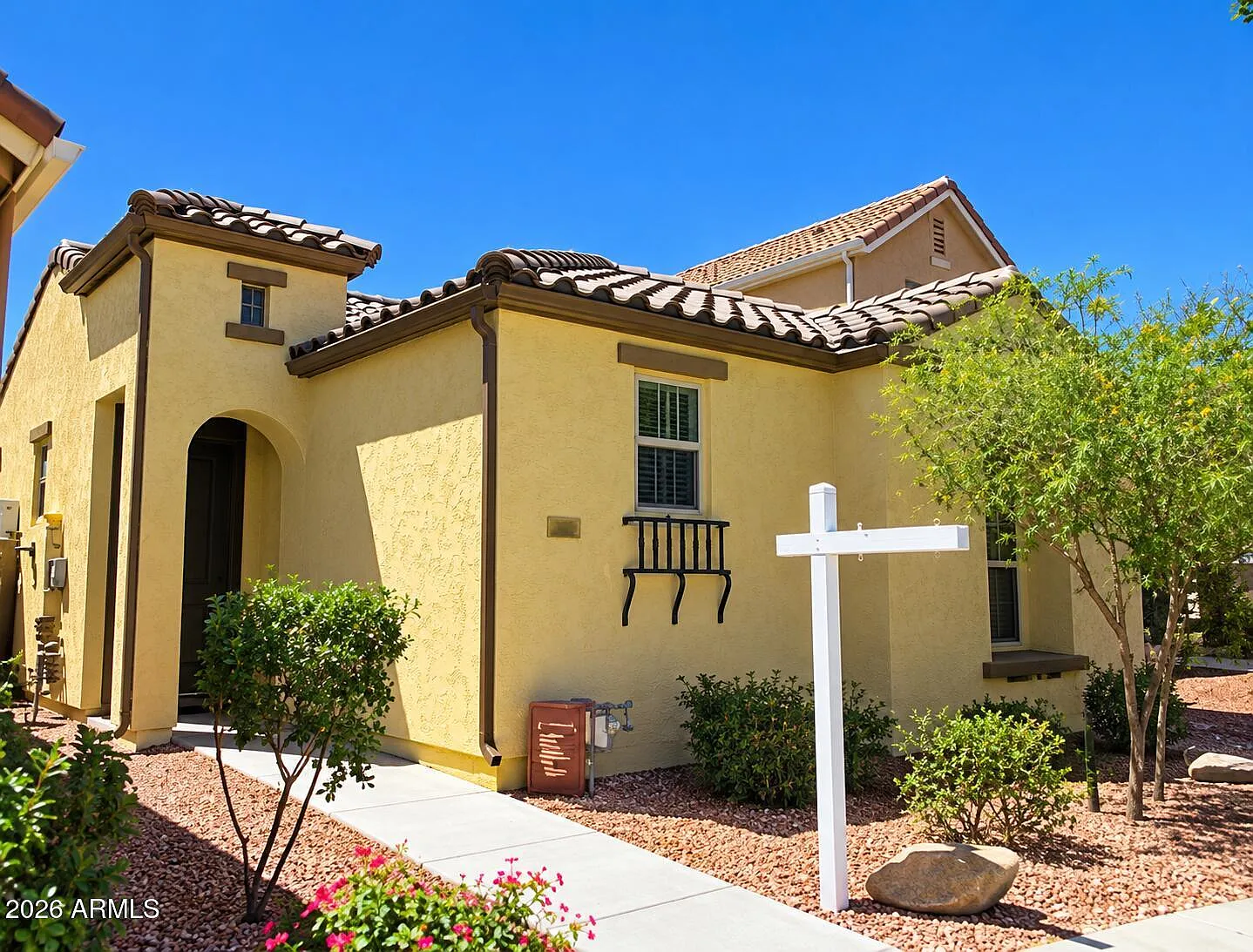 2 bed, 2.5 bath, 1541 sqft, $2,050 — Photo 1