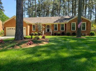 104 Pitchkettle Point Dr, Suffolk, VA 23434