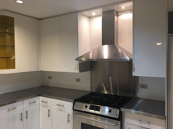 4th image of 34 Bowdoin St #2