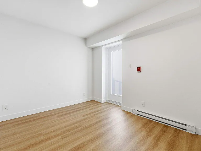 75 Genest St — Photo 11