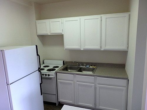4th image of 2645 Erie Ave Ste 44