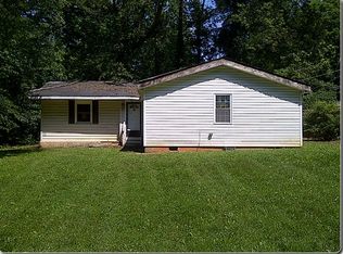 1801 Camp Greene St, Charlotte, NC 28208