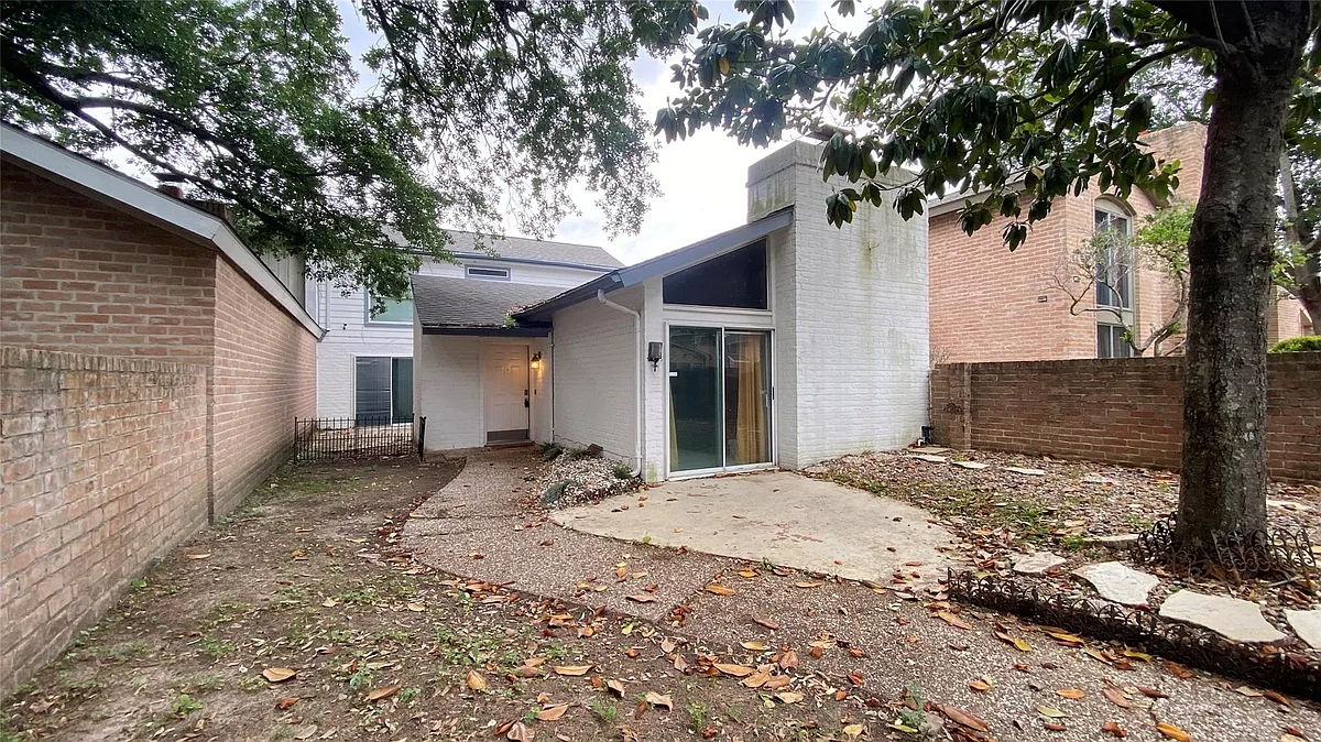 Building Photo - 4714 N Cashel Cir