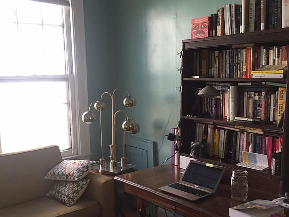 5th image of 1323 Grainger Ave