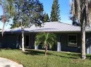 825 George St, Sebastian, FL 32958