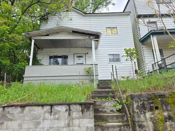 H 1315th Ln, Wheeling, WV 26003