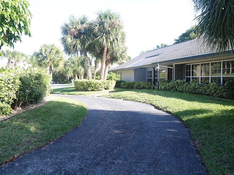 1485 Treasure Cove Ln — Photo 24