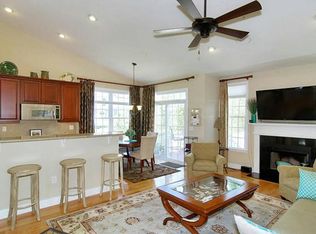 5 Pondside Ln, Bolton, MA 01740