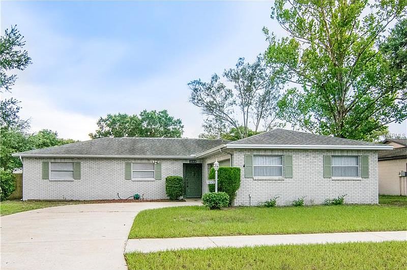 1st image of 3809 Treadway Dr