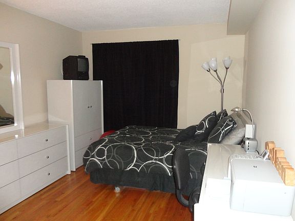 2nd image of 21 Kristin Dr Unit 628