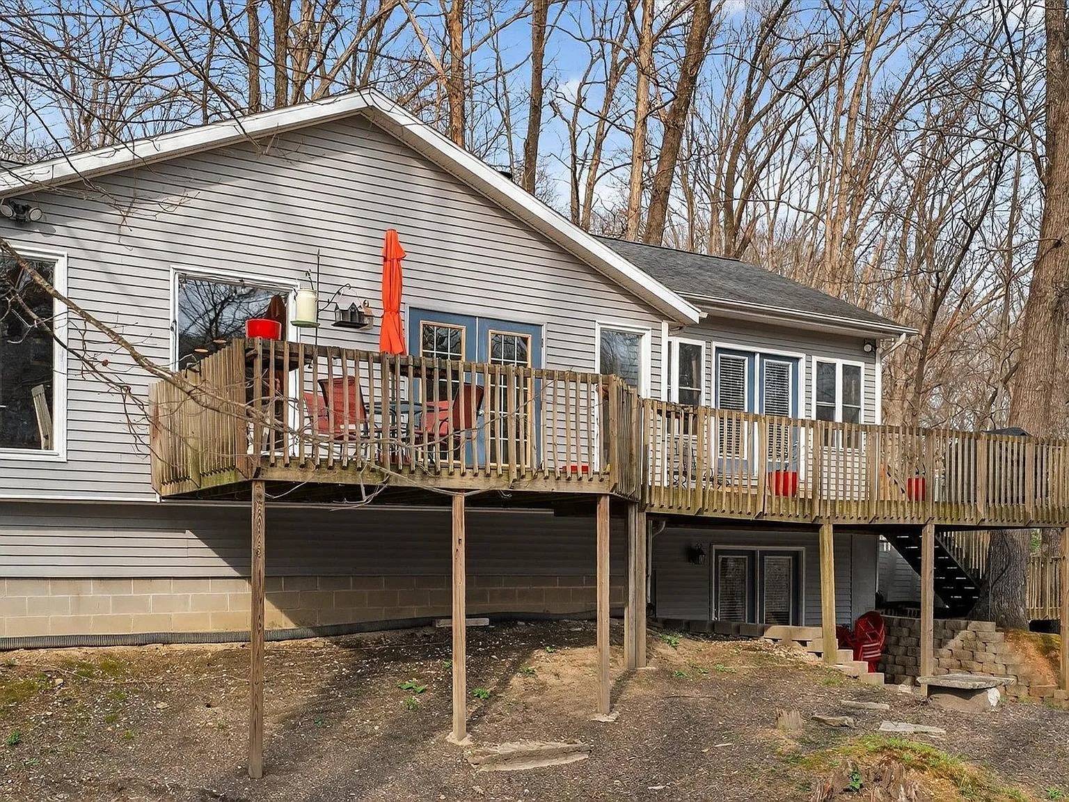 3 bed, 2.0 bath, 2246 sqft, $2,100 — Photo 3