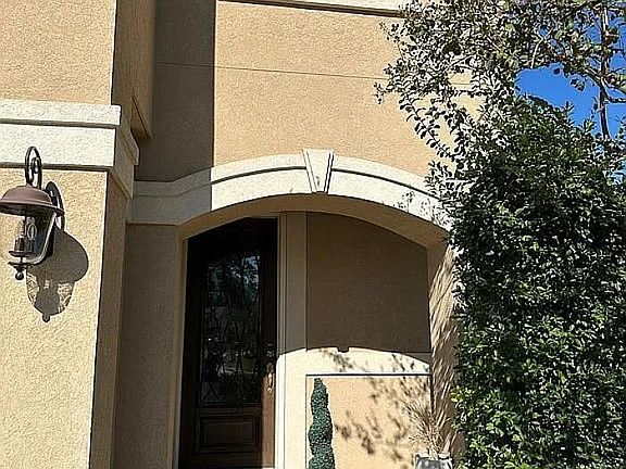 2nd image of 226 Skybranch Ct