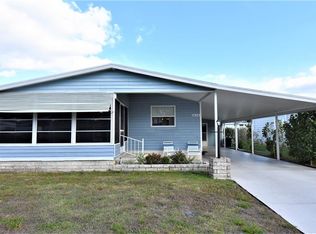 4038 William Hume Dr, Zephyrhills, FL 33541