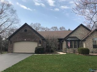 8162 English Garden Ct, Maumee, OH 43537