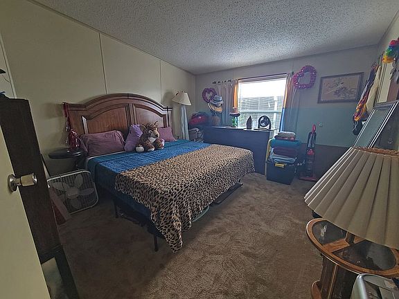 5th image of 78 Fountain Dr