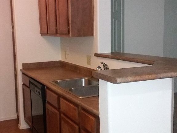 5th image of 3830 S Lakewood Pkwy #3095