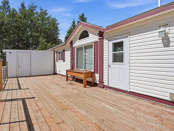 3rd image of 453020 Range Rd #274