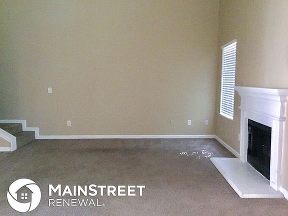 3rd image of 464 Hillandale Park Dr