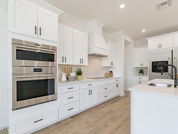 3rd image of 6514 W Apex Avenue