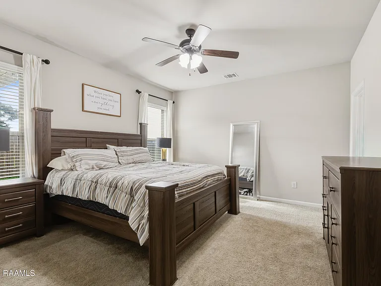 121 Gentle Crescent Ln — Photo 6