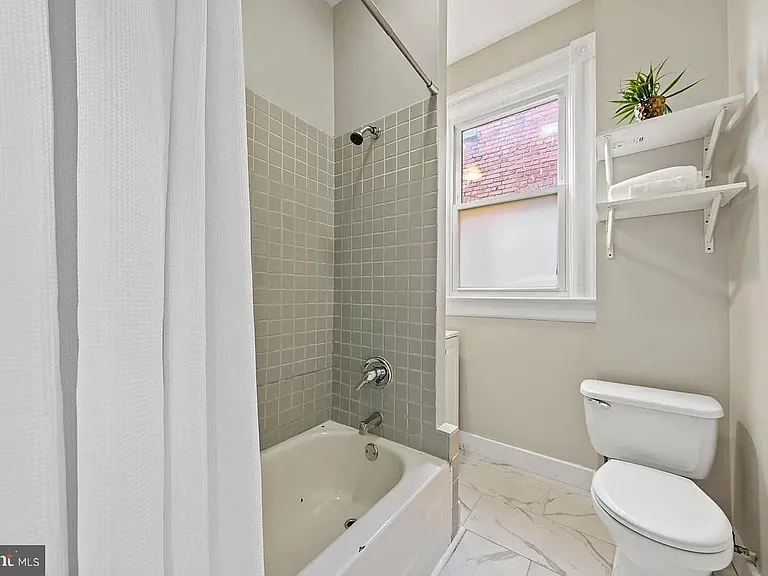 1306 Euclid St NW #2 — Photo 19