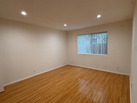 2nd image of 396 W Dryden St APT 104