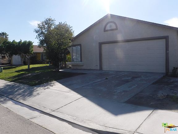 4th image of 53197 Calle Linda
