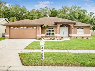 4700 Balsam Dr, Land O Lakes, FL 34639