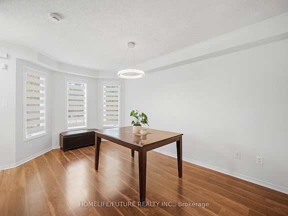 5th image of 32 Laurelhurst Cres