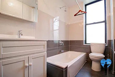 Rented by Next Door Realty NYC
