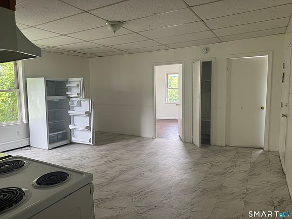 3rd image of 149 Cooke St #414