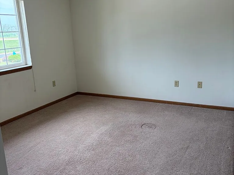 W1087 Lewis Ln — Photo 31
