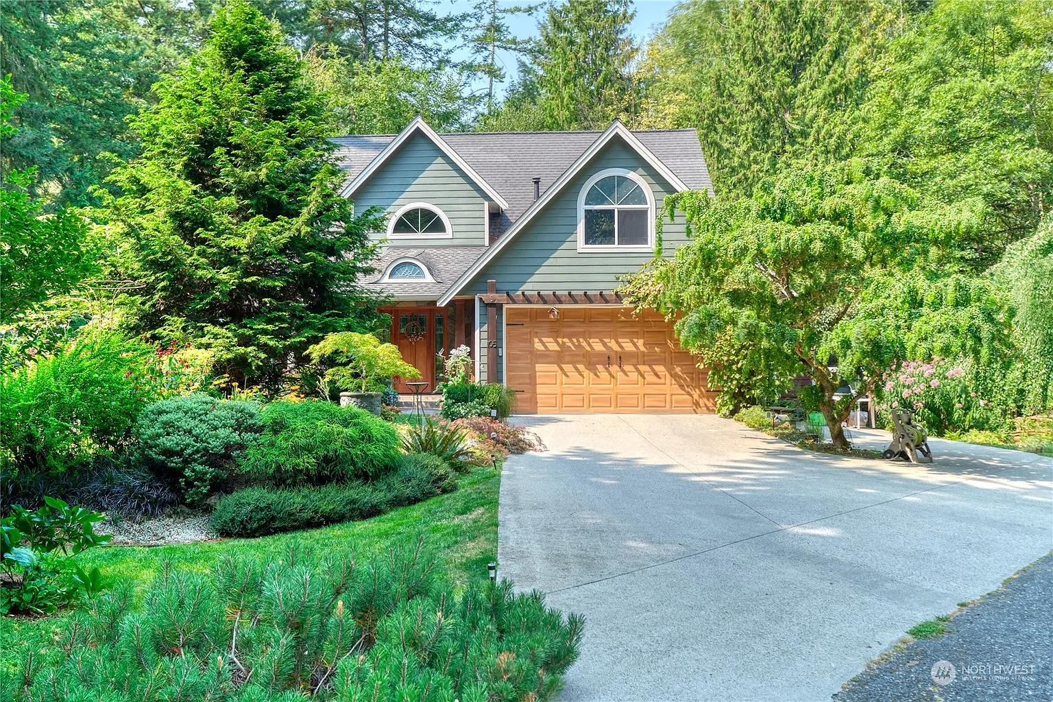 105 Park Drive photo 1